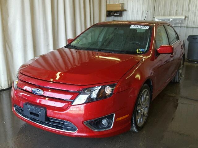 3FAHP0HA7CR301953 - 2012 FORD FUSION RED photo 2