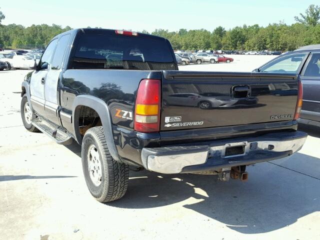 1GCEK19T62E201863 - 2002 CHEVROLET SILVERADO BLACK photo 3