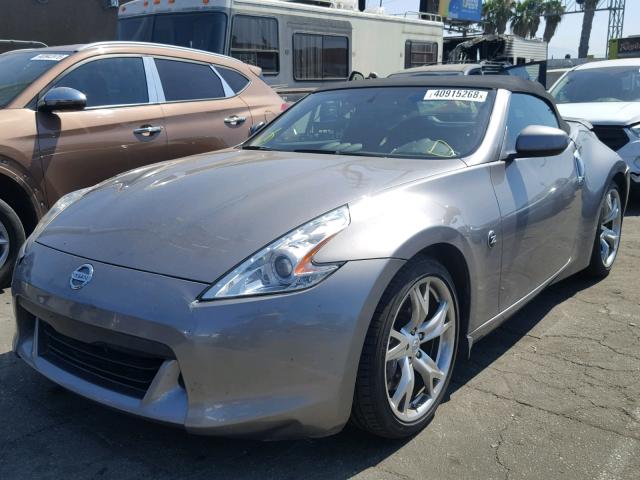 JN1AZ4FH8AM302468 - 2010 NISSAN 370Z GRAY photo 2