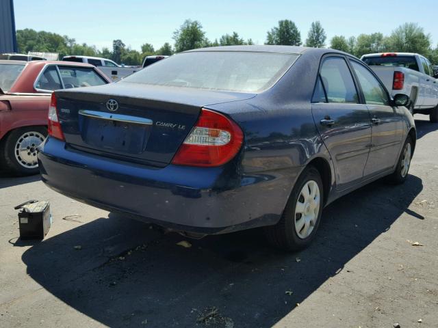 JTDBE32K020036557 - 2002 TOYOTA CAMRY LE ლურჯი ფოტო 4