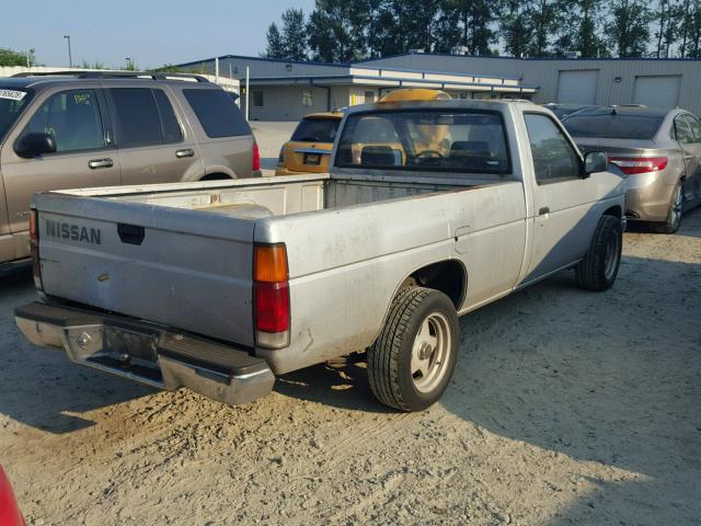 1N6ND12S3JC320425 - 1988 NISSAN D21 LONG B GRAY photo 4