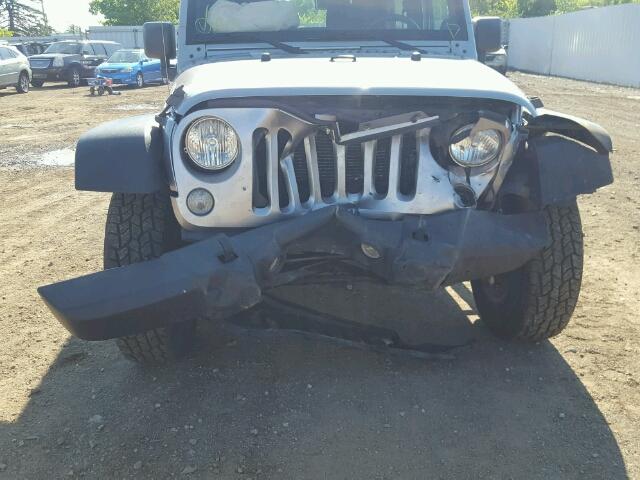 1C4AJWAG1EL143478 - 2014 JEEP WRANGLER S SILVER photo 9