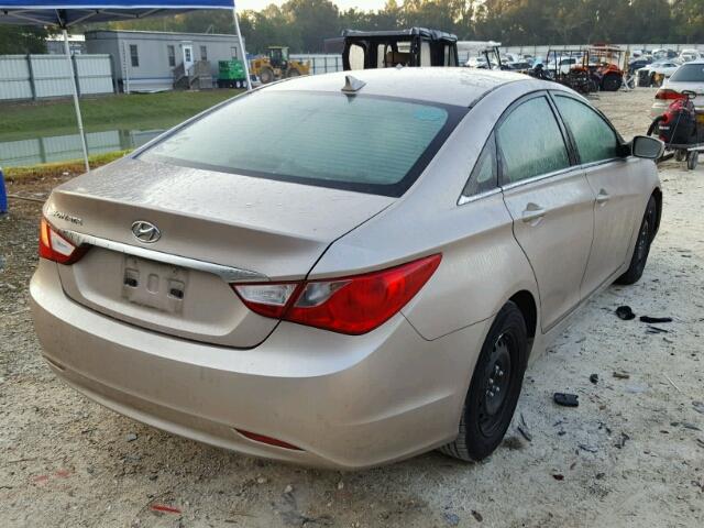 5NPEB4AC1CH320435 - 2012 HYUNDAI SONATA GOLD photo 4