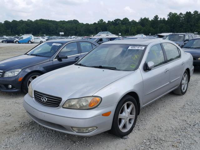 JNKDA31A82T003462 - 2002 INFINITI I35 SILVER photo 2