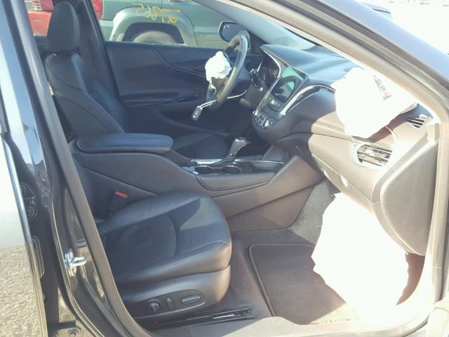 1G1ZH5SX8GF316611 - 2016 CHEVROLET MALIBU PRE 灰色 照片 5