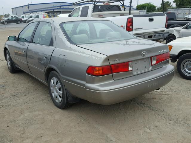 JT2BG22K5Y0412806 - 2000 TOYOTA CAMRY GRAY photo 3