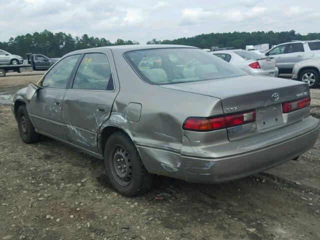 4T1BG22K5WU330714 - 1998 TOYOTA CAMRY CE GRAY photo 3