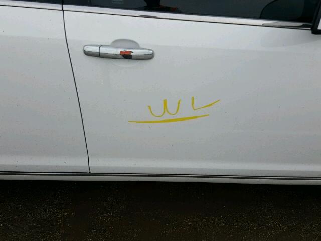 1G1ZE5EB0AF325089 - 2010 CHEVROLET MALIBU LTZ 白色 照片 9