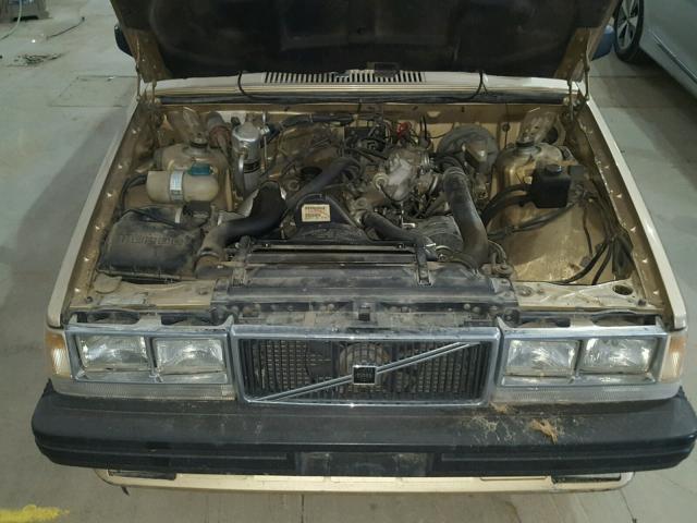 YV1FX8754H1096415 - 1987 VOLVO 740 GLE GOLD photo 7