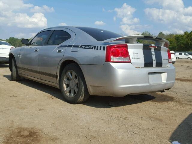 2B3KA43D49H517565 - 2009 DODGE CHARGER SILVER photo 3