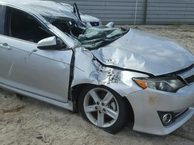 4T1BF1FK9CU040088 - 2012 TOYOTA CAMRY BASE SILVER photo 10