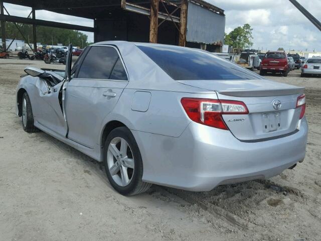 4T1BF1FK9CU040088 - 2012 TOYOTA CAMRY BASE SILVER photo 3