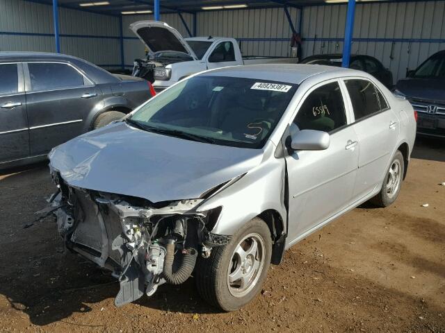 1NXBU4EE3AZ184445 - 2010 TOYOTA COROLLA/S/ SILVER photo 2