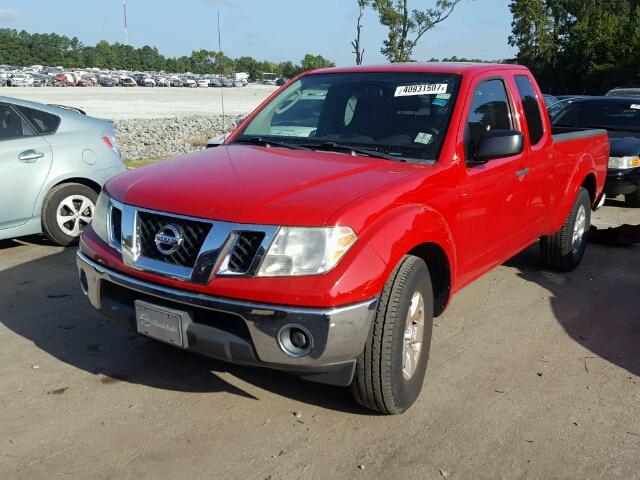 1N6AD0CU0AC439798 - 2010 NISSAN FRONTIER K RED photo 2