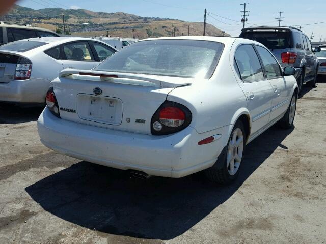 JN1CA31D41T811171 - 2001 NISSAN MAXIMA GXE WHITE photo 4