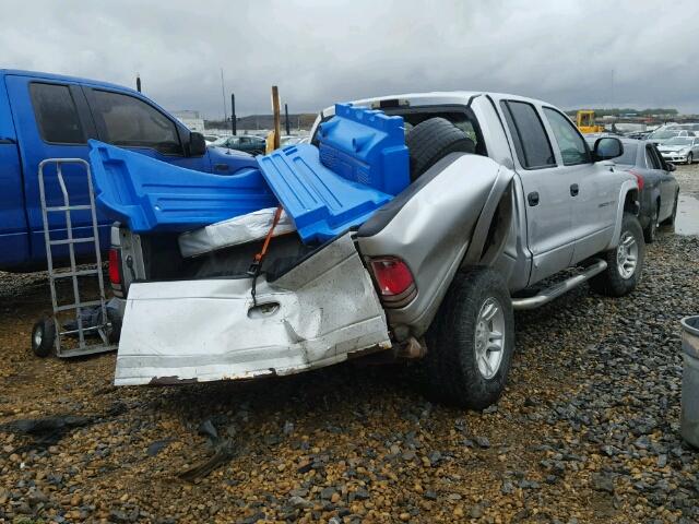 1B7HG38N62S700015 - 2002 DODGE DAKOTA QUA SILVER photo 4