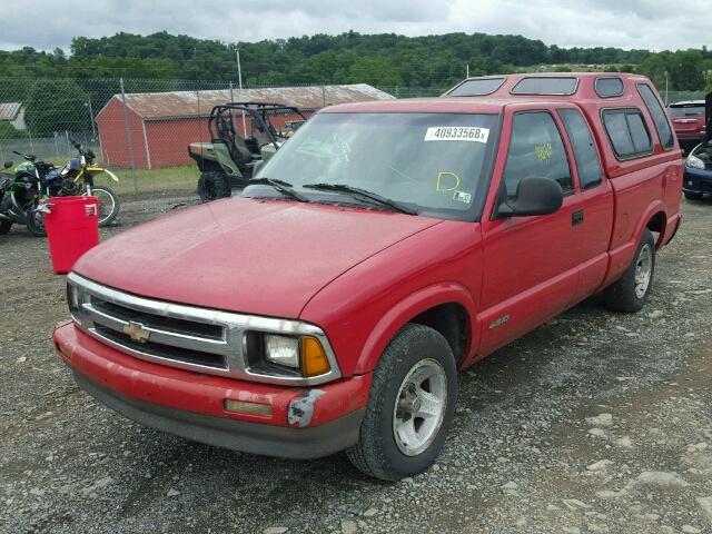 1GCCS1944SK245376 - 1995 CHEVROLET S TRUCK S1 RED photo 2