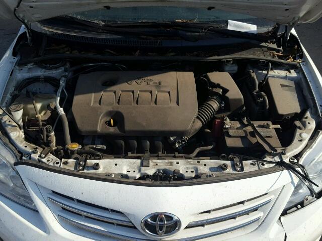 2T1BU4EE4DC072775 - 2013 TOYOTA COROLLA BA SILVER photo 7