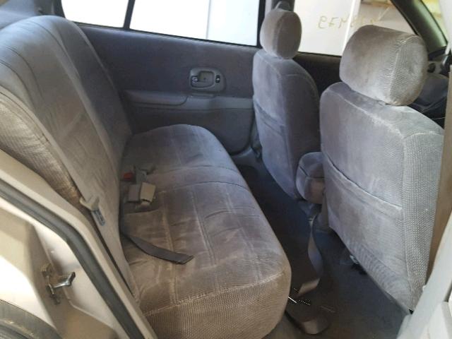 2G1WL52M1V1105973 - 1997 CHEVROLET LUMINA BAS ნაცრისფერი ფოტო 6