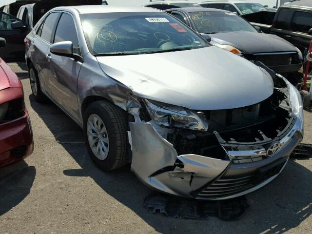 4T1BF1FK3HU383440 - 2017 TOYOTA CAMRY LE SILVER photo 1