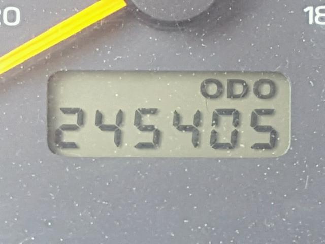 JF1SF6557YG714022 - 2000 SUBARU FORESTER S SILVER photo 8