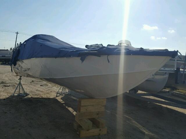 LWC07350F414 - 2014 LOWE BOAT WHITE photo 1