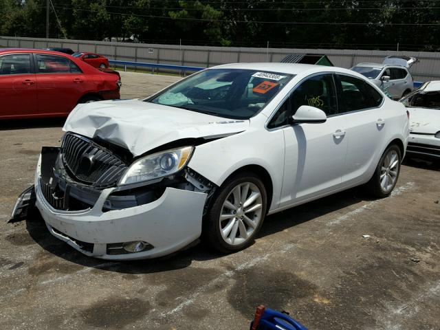 1G4PR5SK6F4102450 - 2015 BUICK VERANO CON WHITE photo 2