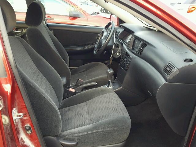 2T1BR32E28C913899 - 2008 TOYOTA COROLLA RED photo 5