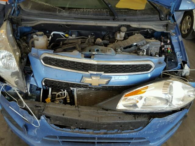 KL8CD6S94FC754101 - 2015 CHEVROLET SPARK 1LT BLUE photo 7