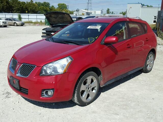 5Y2SM67069Z440934 - 2009 PONTIAC VIBE RED photo 2