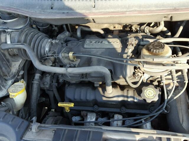 2C4GP44L6R339300 - 2003 CHRYSLER TWN & CTRY GOLD photo 7