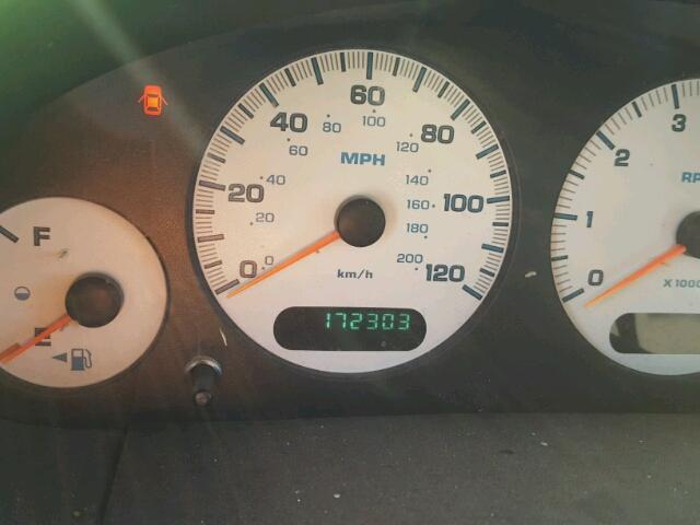 2C4GP44L6R339300 - 2003 CHRYSLER TWN & CTRY GOLD photo 8