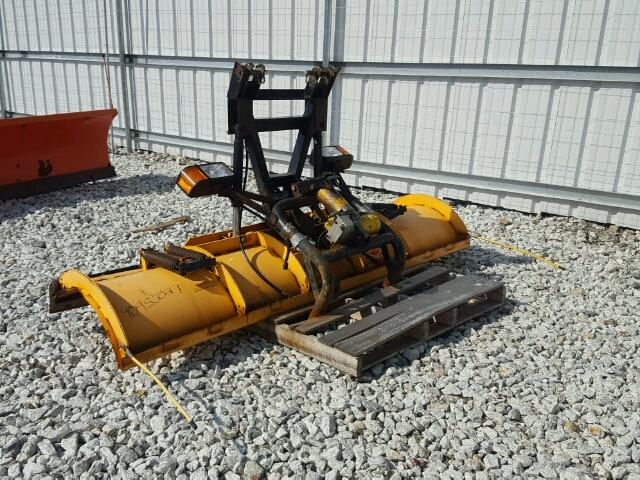 40953027 - 2004 DIAM PLOW YELLOW photo 1