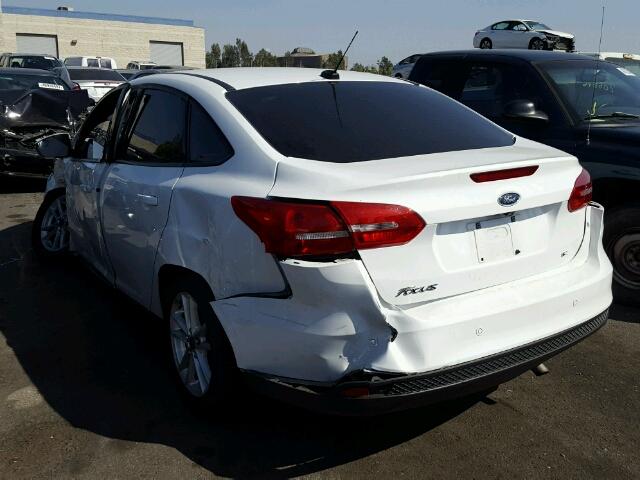 1FADP3F20FL341550 - 2015 FORD FOCUS SE WHITE photo 3