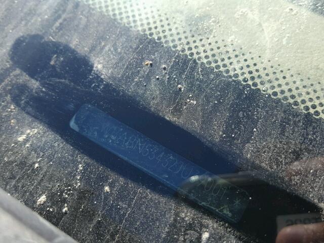 WBABN53432JU39001 - 2002 BMW 330 RED photo 10