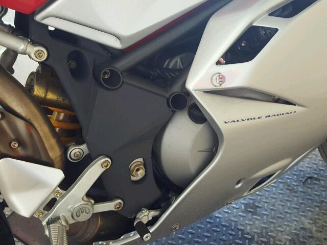 ZCGAKFGM95V100154 - 2005 M. V. AGUSTA MV AGUSTA/ RED photo 7