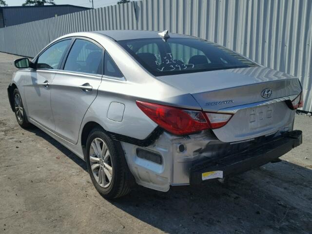 5NPEB4AC2DH693937 - 2013 HYUNDAI SONATA GLS SILVER photo 3