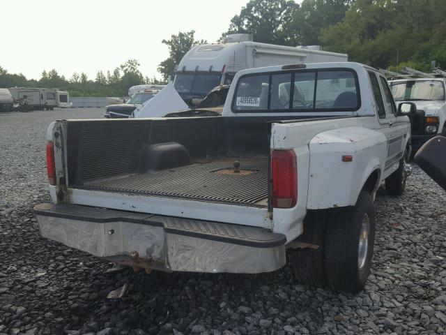 1FTJX35G3SKB02617 - 1995 FORD F350 WHITE photo 4