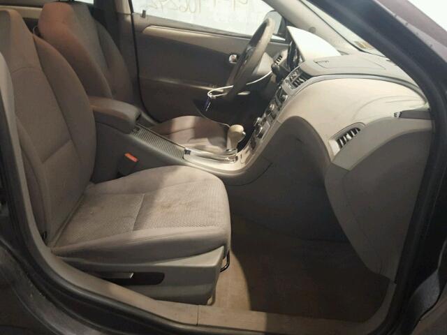 1G1ZA5E13BF120726 - 2011 CHEVROLET MALIBU LS ნაცრისფერი ფოტო 5
