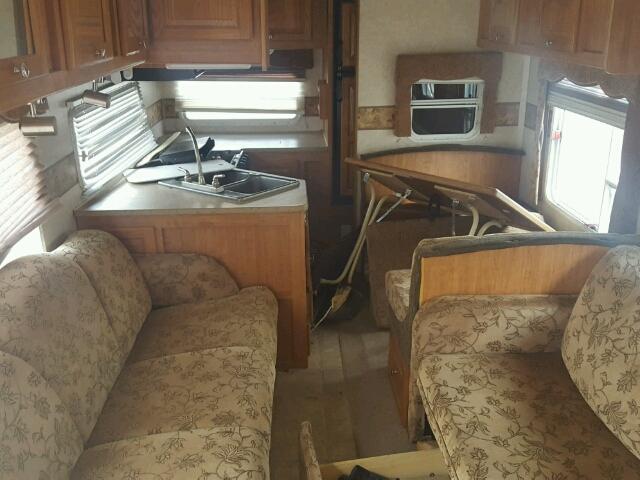 4X4FRLD2481820580 - 2008 ROCK RV WHITE photo 6