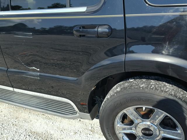 5LMEU78H73ZJ35918 - 2003 LINCOLN AVIATOR 黑色 照片 9