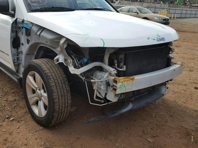 1J4NF1FB8BD281084 - 2011 JEEP COMPASS SP WHITE photo 9