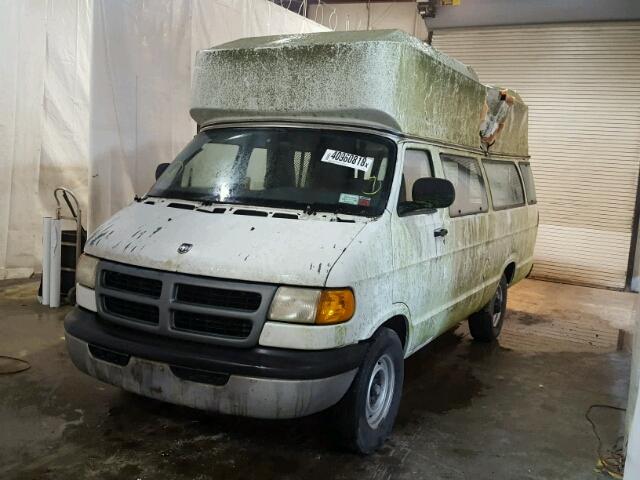 2B6LB31Z5YK102172 - 2000 DODGE RAM VAN B3 WHITE photo 2