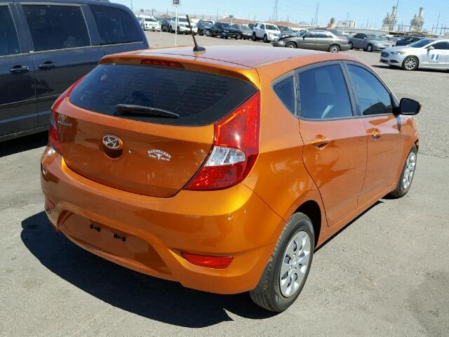 KMHCT5AE2FU221267 - 2015 HYUNDAI ACCENT GS ORANGE photo 4