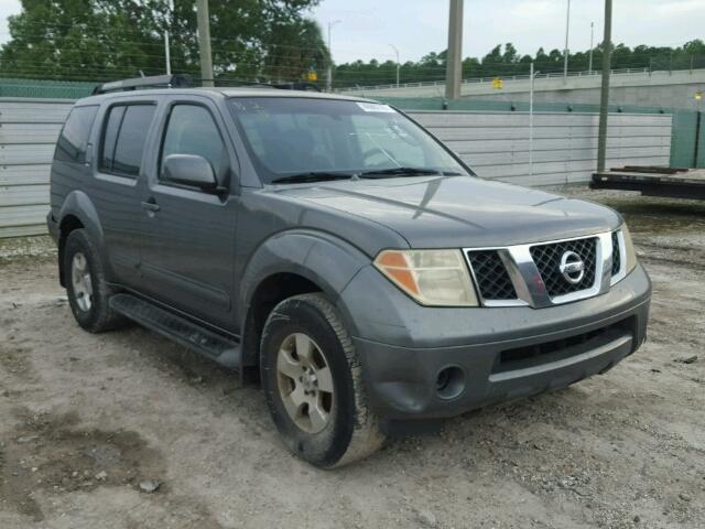 5N1AR18U25C731361 - 2005 NISSAN PATHFINDER CHARCOAL photo 1