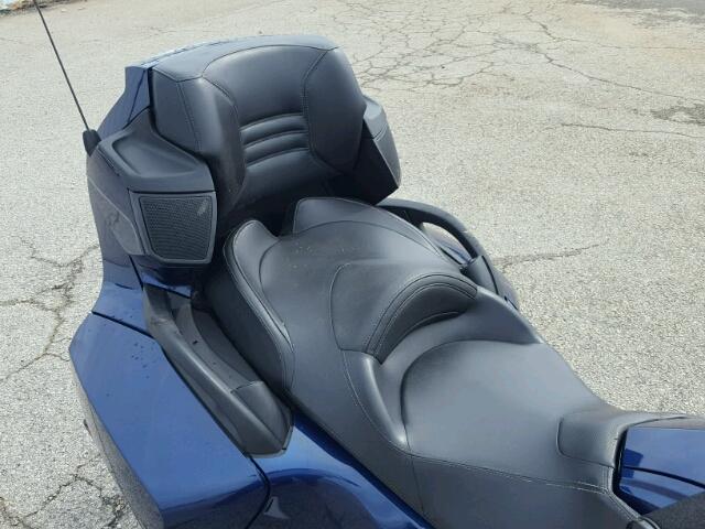 2BXJBKC16AV001361 - 2010 CAN-AM SPYDER ROA BLUE photo 6