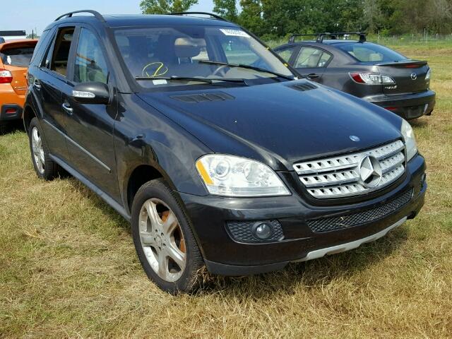 4JGBB86E98A320682 - 2008 MERCEDES-BENZ ML BLACK photo 1