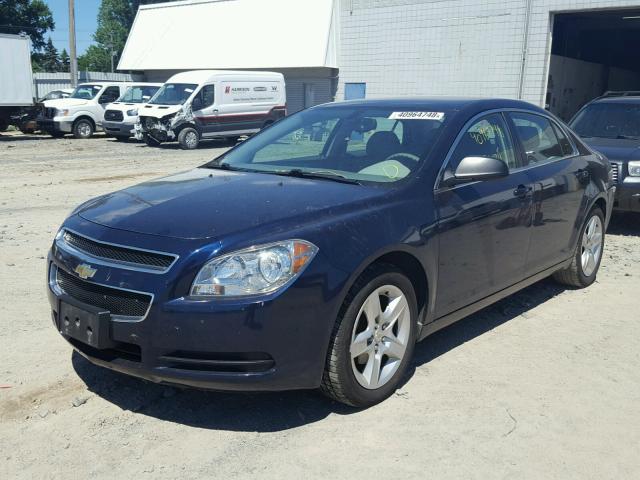 1G1ZB5EB7A4136945 - 2010 CHEVROLET MALIBU LS ლურჯი ფოტო 2