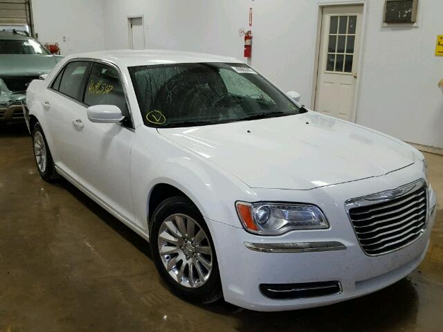 2C3CCAAG2DH506960 - 2013 CHRYSLER 300 WHITE photo 1