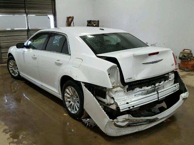 2C3CCAAG2DH506960 - 2013 CHRYSLER 300 WHITE photo 3